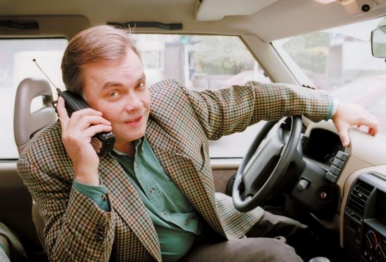 На фото: заведующий региональным отделом телекомпании "Останкино" в странах Северной Европы и Бенилюкса Дмитрий Киселев, 1995 год.